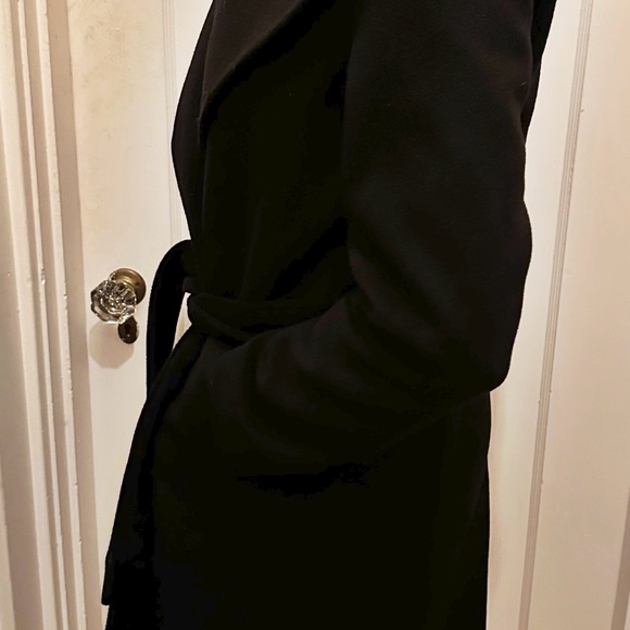 Lauren Ralph Lauren Black Cashmere Maxi Trench Coat With Belt. - Picture 3 of 6